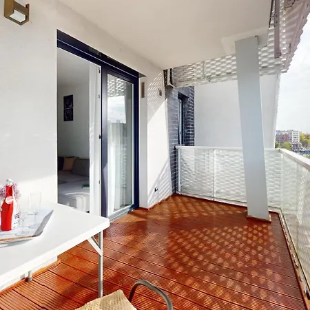 Wroapart Family Comfort At Two Towers, Stylish 2-bedroom By The Odra River 2 Balconies- Parking - 10 Min From Market Square Appartement *