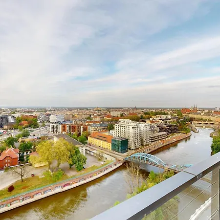 Appartement Wroapart Family Comfort At Two Towers, Stylish 2-bedroom By The Odra River 2 Balconies- Parking - 10 Min From Market Square Wrocław