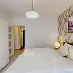 Sikorskiego 3a Twin Tower - Panoramic Terrace - 3room 아파트